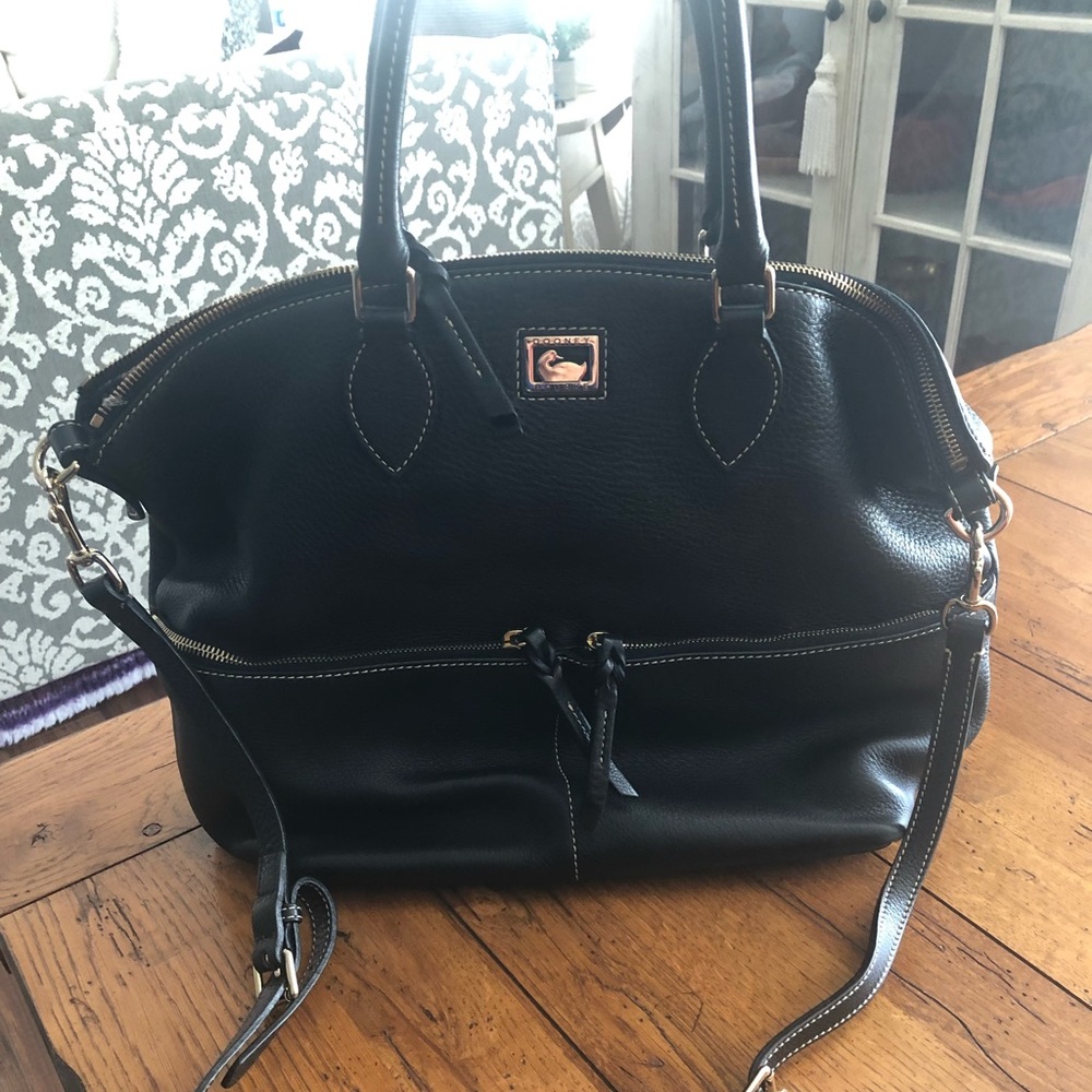 Cross body Dooney Bourke purse
